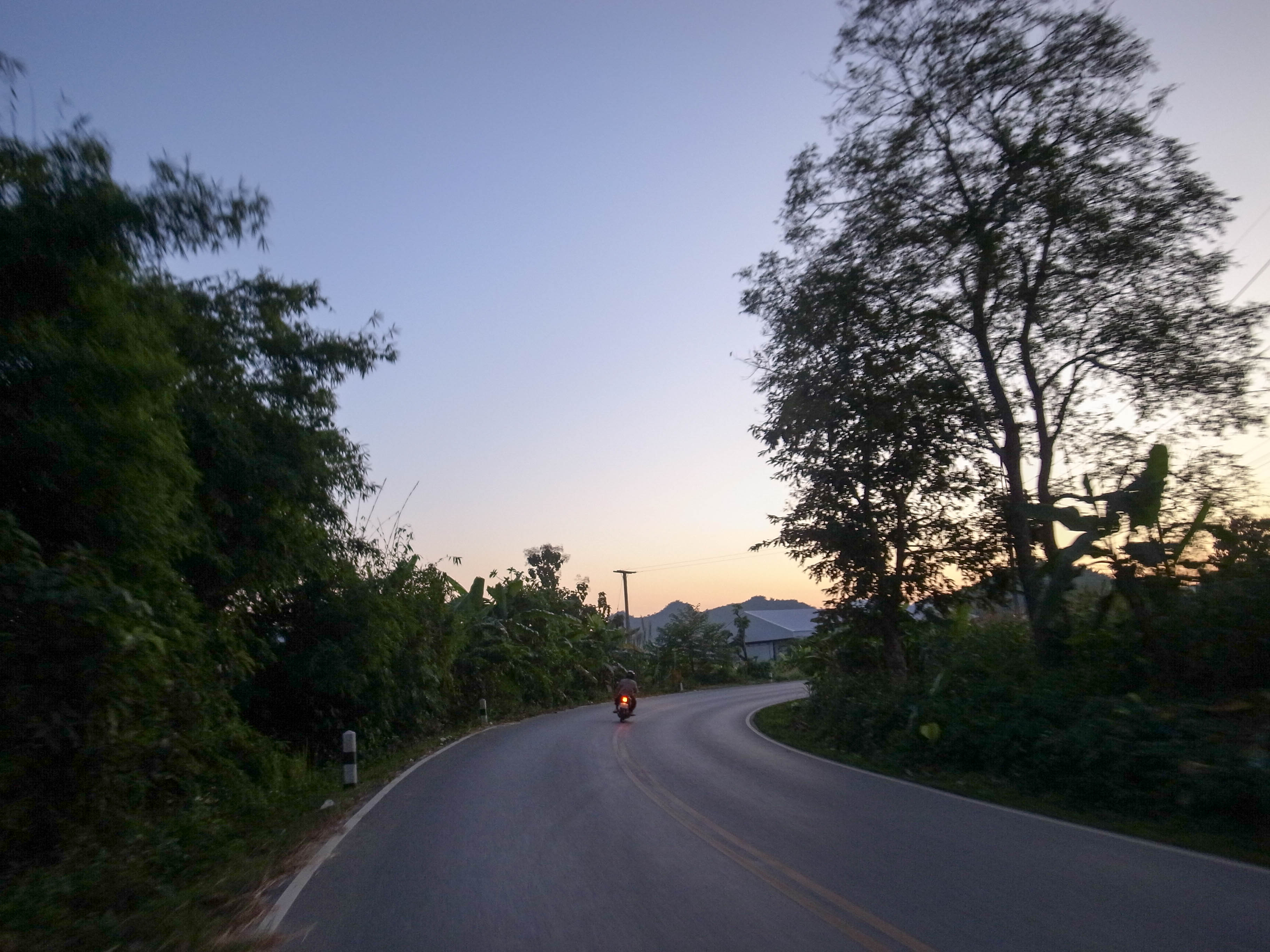 2016 ミャンマー⇔タイ・メーサロン自転車の旅(1日目-4)